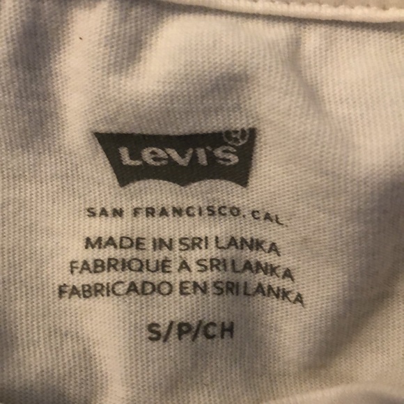 Levis | Graphic oversized crop t-shirt with rainbow box tab - Picture 6 of 10